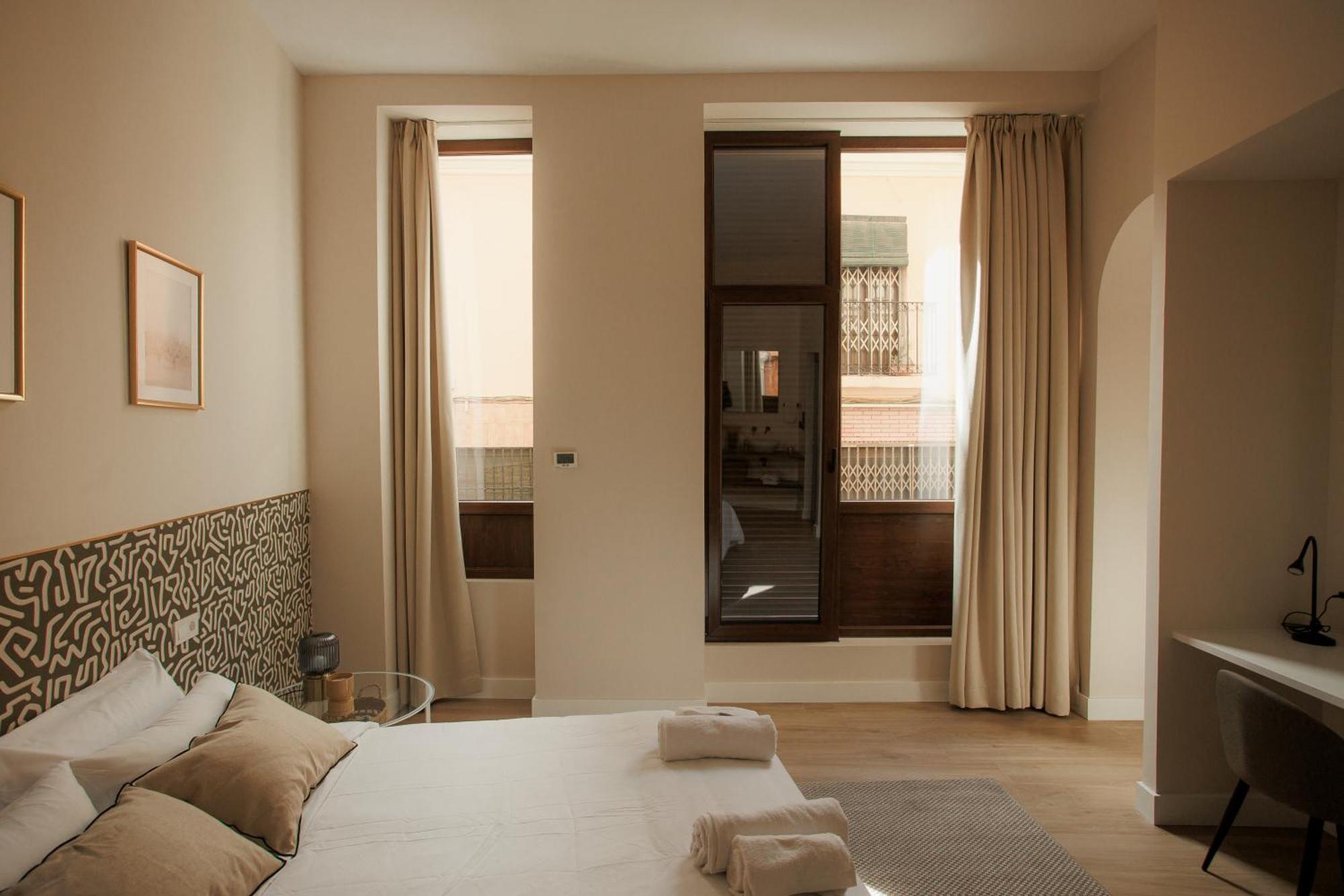 Apartamentos Cervantes Бадахос Экстерьер фото