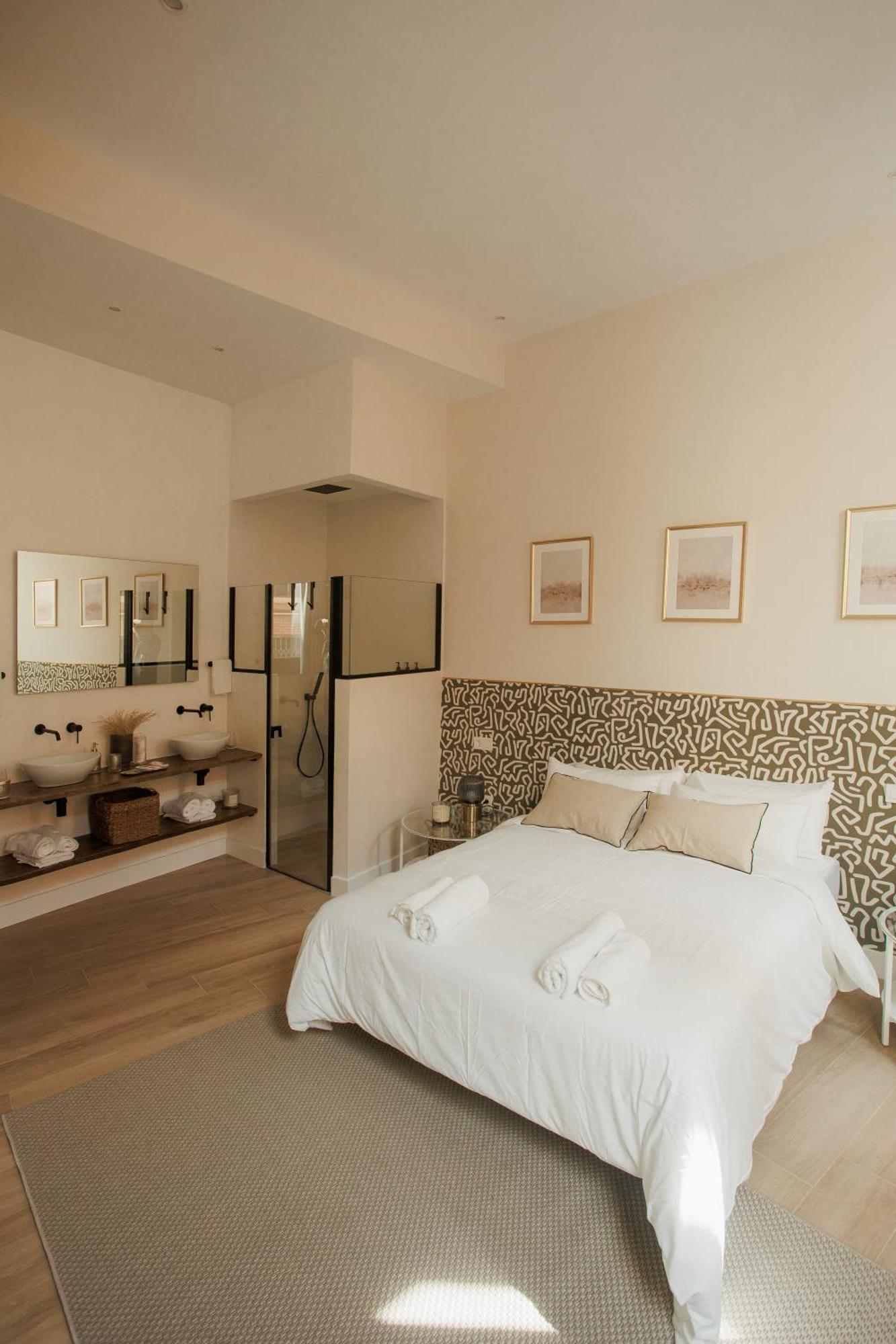 Apartamentos Cervantes Бадахос Экстерьер фото